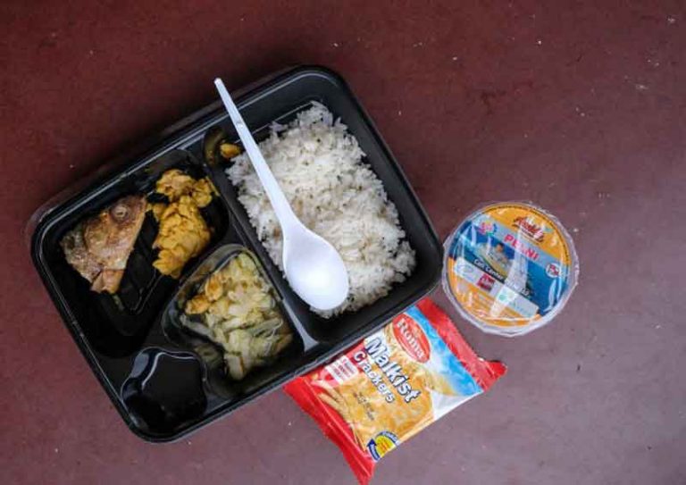 Mengintip Porsi dan Menu Sarapan di KM Dobonsolo