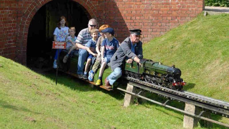 64 Tahun Beroperasi, Beech Hurst Park Miniature Railway Torehkan Sejarah Baru!