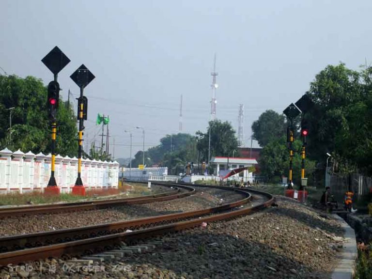 PT Len Gandeng Thales Kembangkan Sistem Sinyal Kereta Api Indonesia