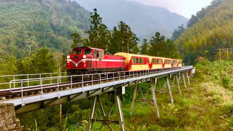 Alishan Forest Railway, Kereta Gunung Tertinggi di Asia