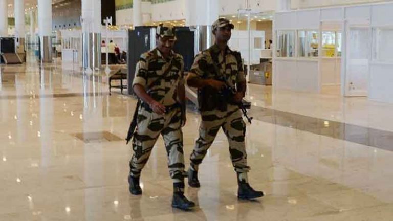 Asem! Petugas Keamanan Bandara di India Bakal Kurangi ‘Senyuman’ Pada Penumpang