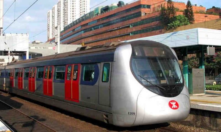 Didera Masalah Persinyalan, Komuter MTR Hong Kong Terganggu Selama 6 jam