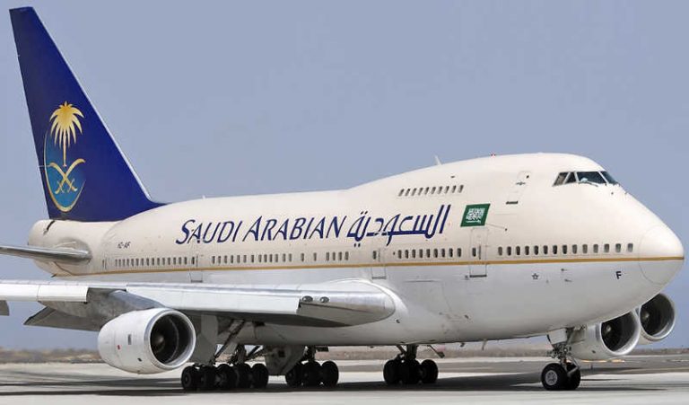 Saudia Jadi Yang Pertama Hadirkan Layanan Gratis WhatsApp OnBoard