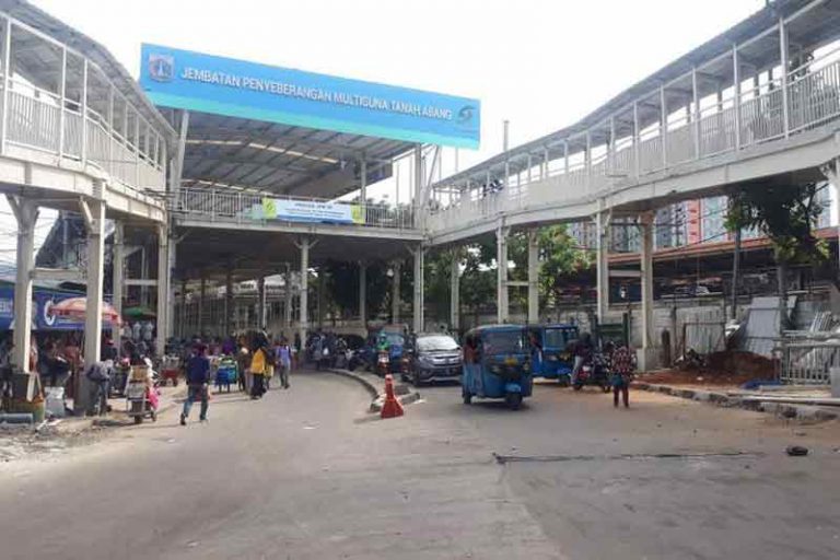 Kehadiran Skybridge Bakal Ubah Tata Letak Pintu Stasiun Tanah Abang
