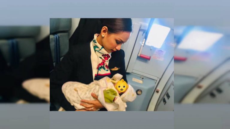 Awak Kabin Philippines Airlines Tuai Pujian Setelah Menyusui Salah Satu Penumpang Cilik