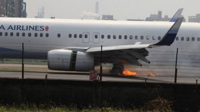 Boeing 738 China Airlines Pecah Ban, Bandara Kaohsiung Terdampak 5 Jam Delay
