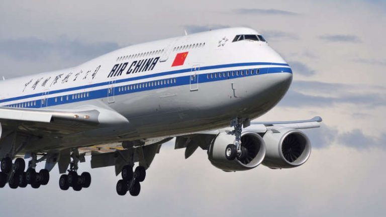 Yang Menarik dari Air China – Terobsesi Gunakan Pesawat Produksi Dalam Negeri