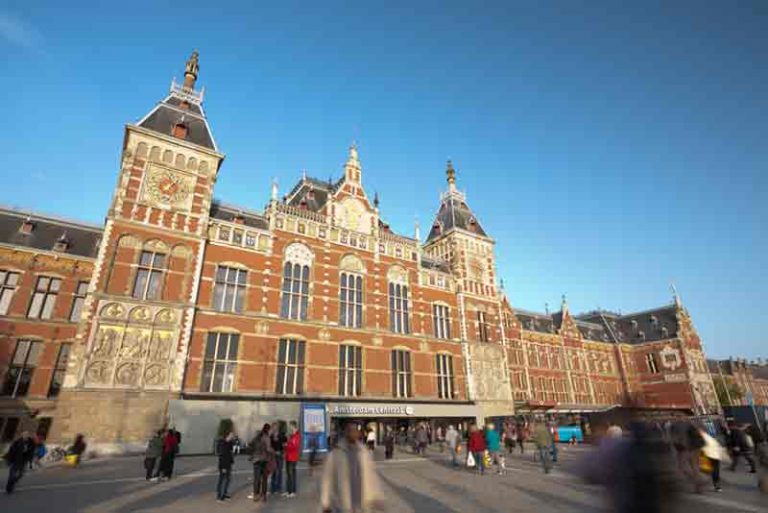 Amsterdam Centraal, Stasiun Tersibuk Kedua di Belanda