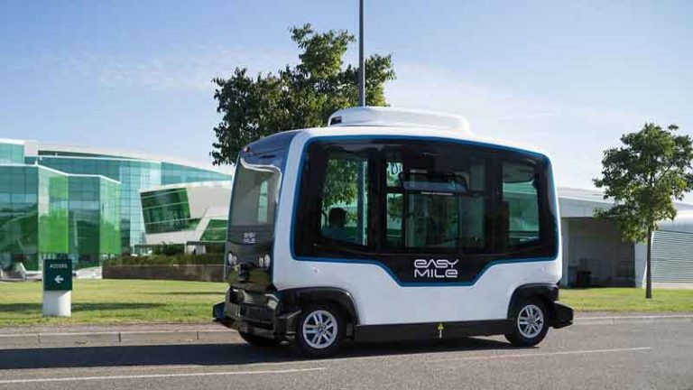ComfortDelGro Uji Coba Bus Otonomnya di National University of Singapore