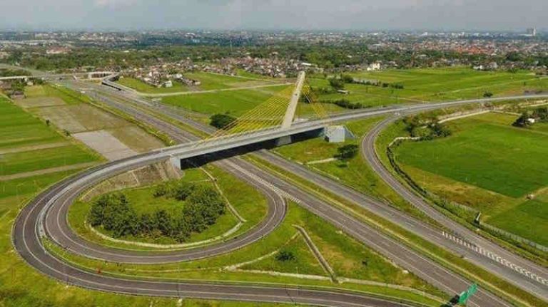 Siap Kembalikan Mas Jaya Bus AKAP, Inilah Serba-Serbi Terkait Tol Trans Jawa