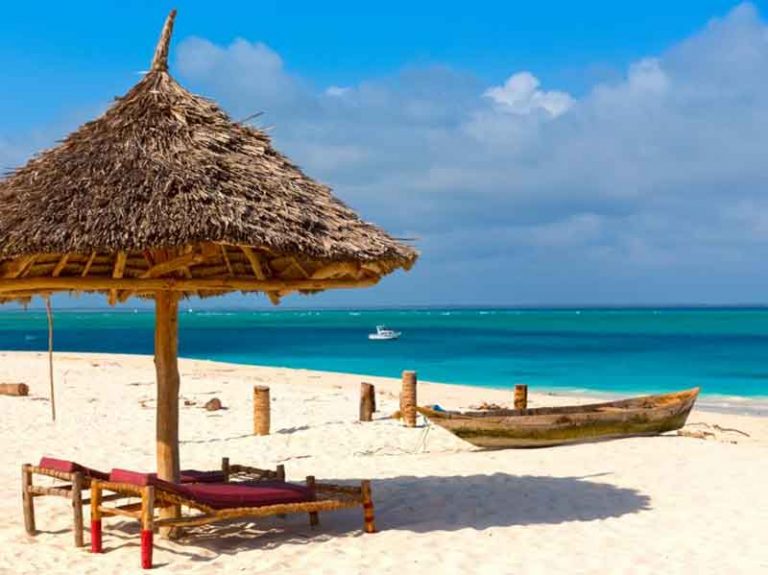 Intip Yuk 10 Destinasi Favorit Versi Awak Kabin