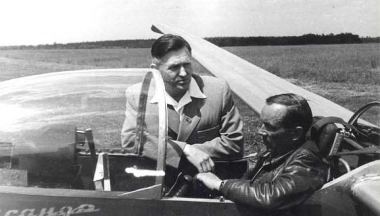 Oleg Konstantinovich Antonov – Sosok Legendaris di Balik Nama Besar “The Mammoth” An-225