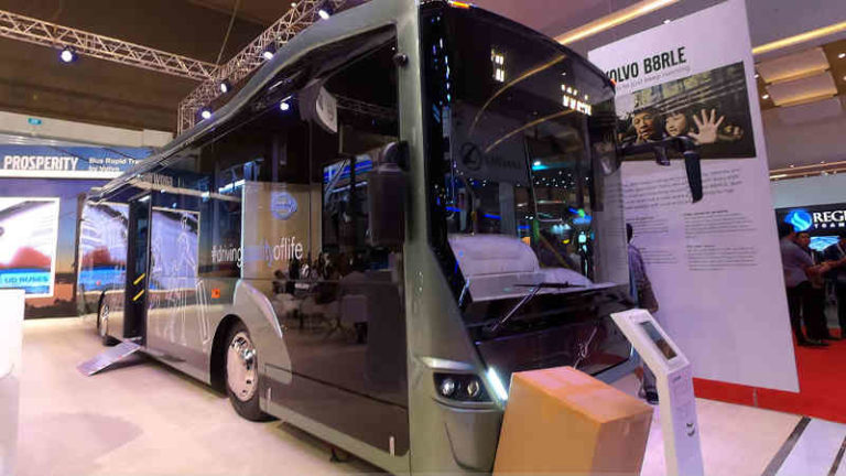 Volvo B8RLE, Bus Low-Deck yang Tawarkan Optimalisasi Biaya Operasional