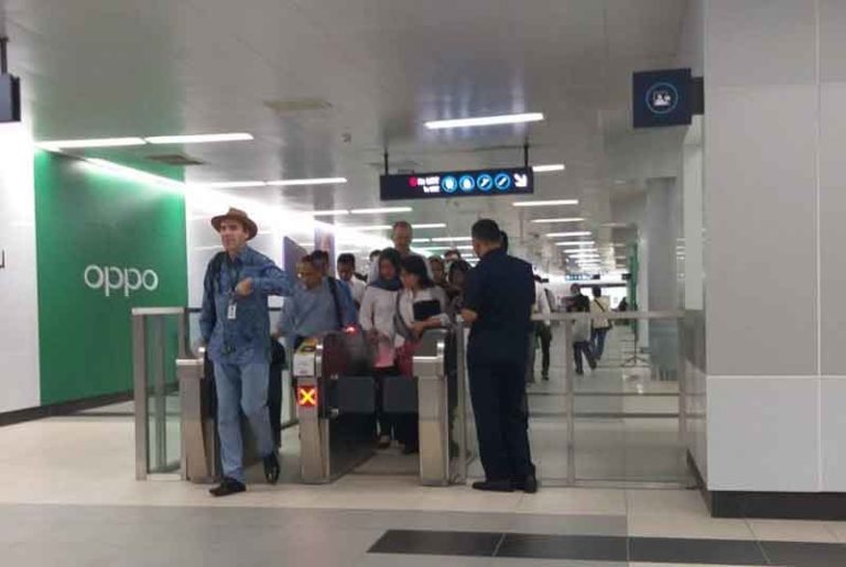 Meski Penumpang Turun, MRT Jakarta Hasilkan Rp453 Miliar dari Bisnis Non Fare Box