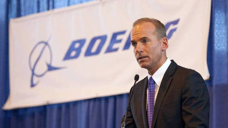 CEO Boeing: Pilot Tidak Sepenuhnya Mengikuti Prosedur, Sistem 737 MAX Masih yang Teraman