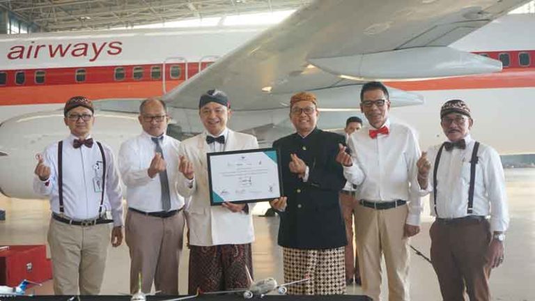 Manfaat GarudaMiles Kini dapat Dinikmati di Seluruh Layanan Garuda Indonesia dan Sriwijaya Group Manfaat GarudaMiles Kini dapat Dinikmati di Seluruh Layanan Garuda Indonesia dan Sriwijaya Group