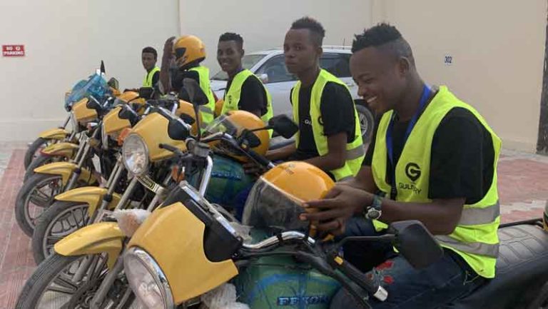 Jawaban Atas Buruknya Infrastruktur Transportasi, di Mogadishu Kini Meluncur Layanan “Ojek Online”