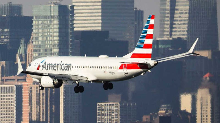 Awak Kabin American Airlines Meninggal di Pesawat, Gegara Corona?
