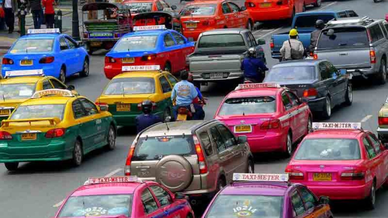Warna Warni Taksi Di Bangkok Ternyata Merupakan Kode Jalur Informasi Penumpang Tiga Moda Jalur Informasi Penumpang Tiga Moda