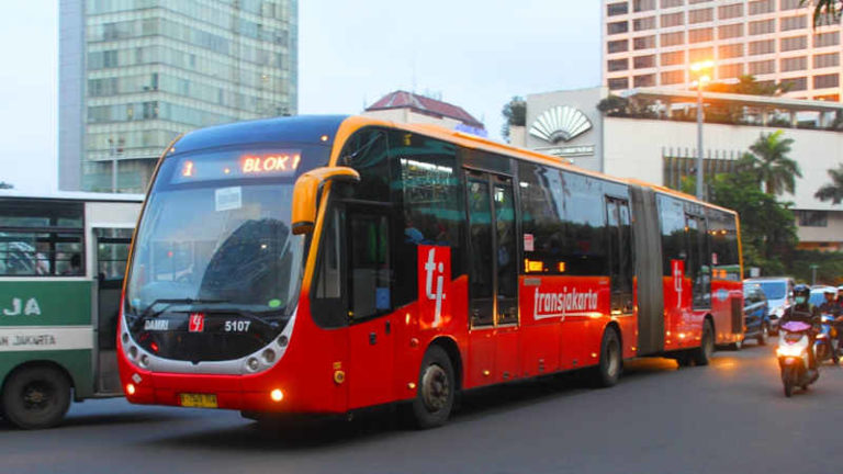 Bus Zhongtong – Lain di Indonesia, Lain di Cina