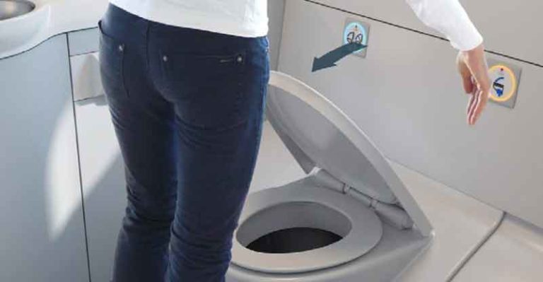 Heboh Maskapai Indonesia Diminta Tutup Fasilitas Toilet di Pesawat, Ternyata di India Sudah Duluan