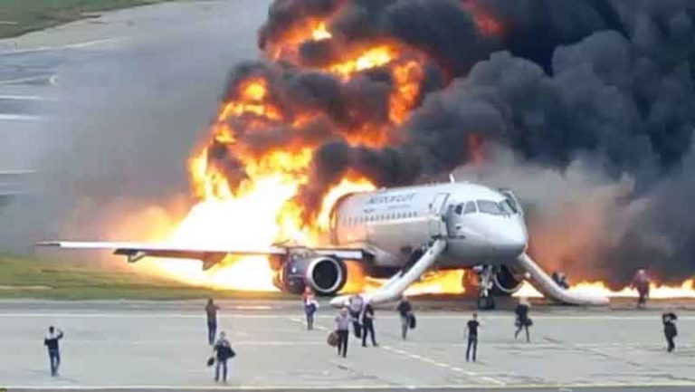 Otoritas Rusia Rilis Video Kecelakaan Sukhoi SSJ100 yang Tewaskan 41 Penumpang