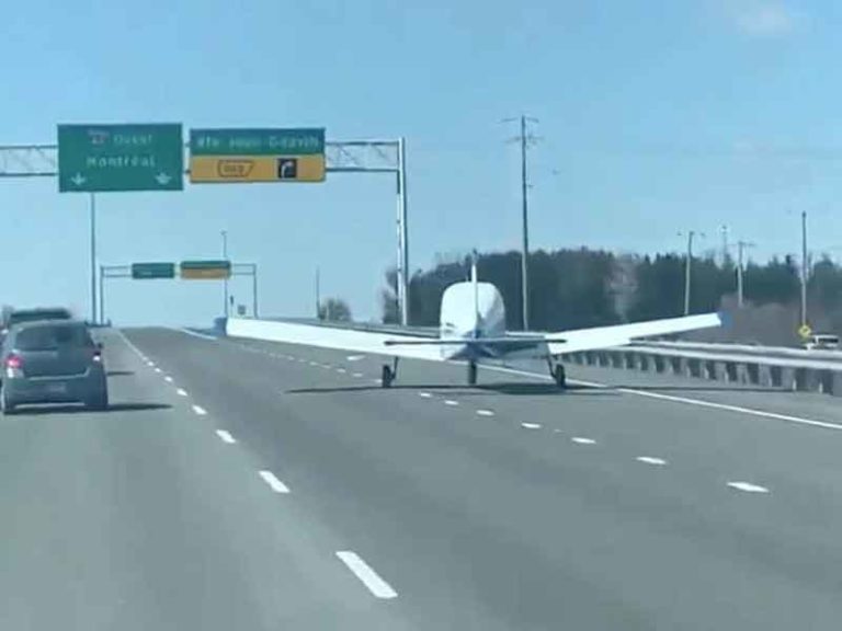 Pesawat Masuk Jalan Tol di Kanada, Ini Faktanya