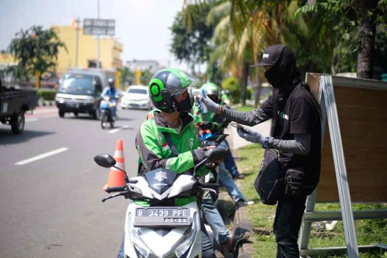 Pengguna GoJek Kini Bisa Cek Suhu Tubuh Pengemudi Lewat Aplikasi
