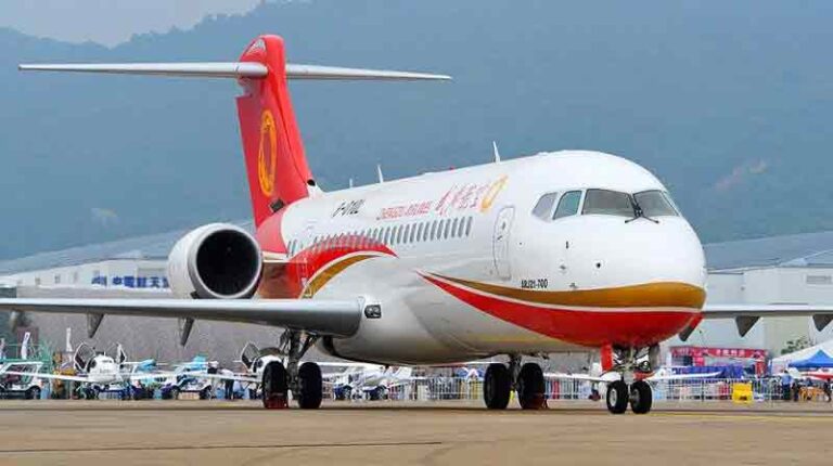 Hari Ini 17 Tahun Lalu, COMAC ARJ21 Terbang Perdana, Tandai Kebangkitan Jet Regional Pertama Buatan Cina