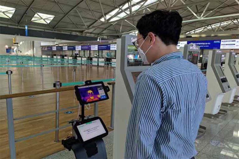 Hindari Tatap Muka, Bandara Incheon Korsel Kerahkan Robot Canggih Pengukur Suhu dengan Sederet Kemampuan