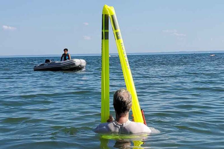 SeeArch, Pelampung Penyelamat yang Dikemas Ergonomis dalam Tas Pinggang