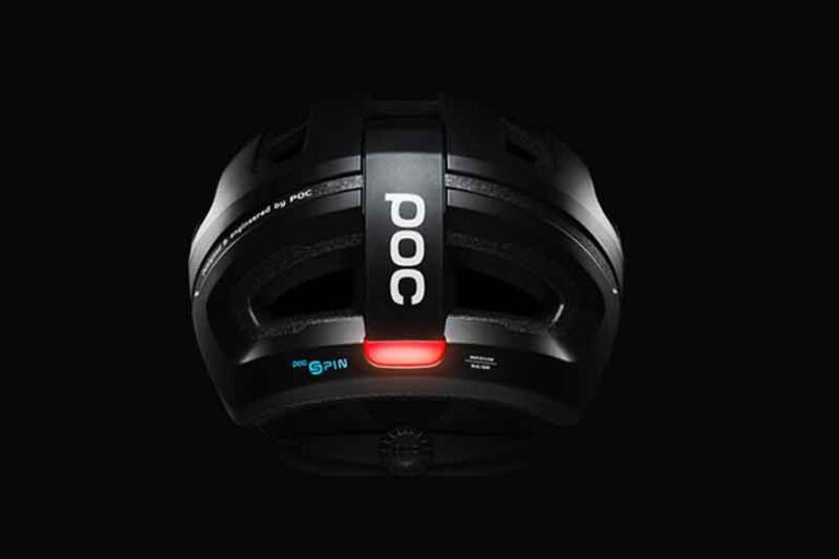 Helm Tail-Light-Packin Didukung dan Diaktifkan oleh Cahaya Sekitar