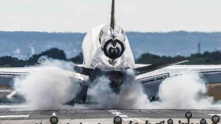 Dinilai Krusial Selamatkan Penerbangan, Berikut Empat Penyebab Hard Landing