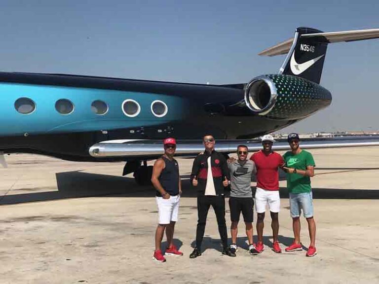 Intip Mewahnya Private Jet Cristiano Ronaldo, Pesawat Pribadi Pesepak Bola Termahal