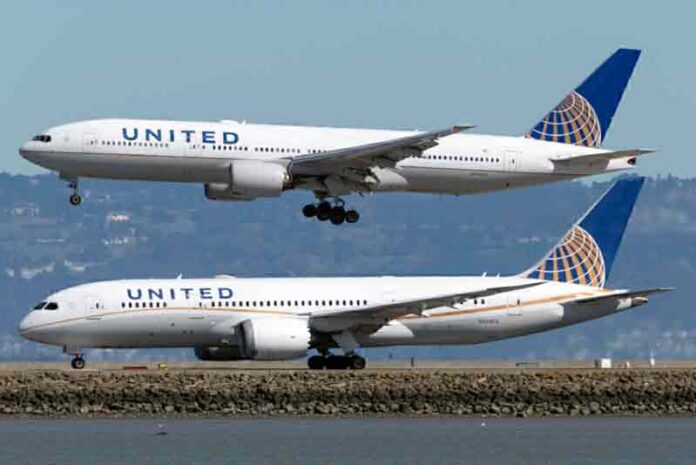 United-Airlines-Boeing-787-8-Dreamliner-N45905-1-1000x667-bandara-o'hire