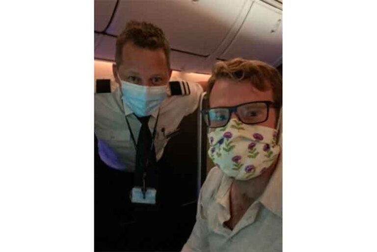 10 Tahun Lalu Diterbangkan dari Afghanistan, Presenter Bertemu Pilot Penolongnya Saat ke Paralimpiade Tokyo