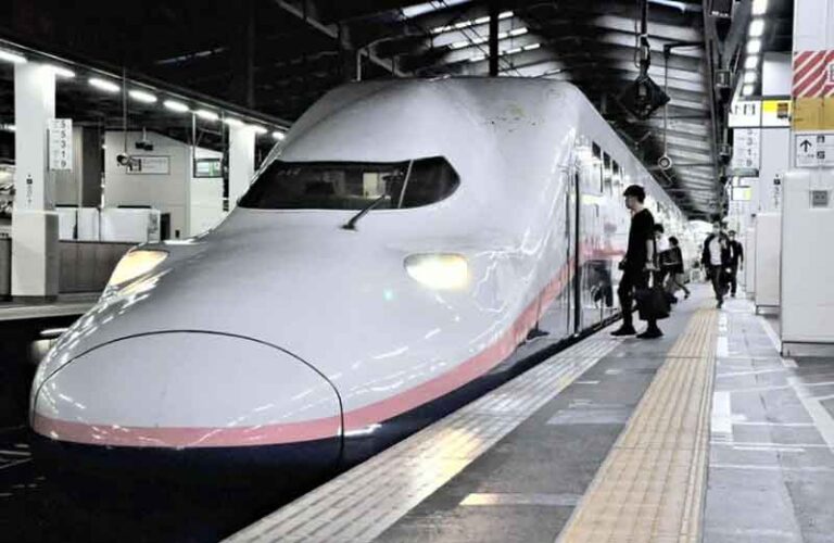 Teruji Selama Puluhan Tahun, Inilah Keunggulan dan Budaya Tinggi Kereta Api Jepang