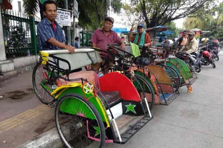 Ternyata, Nama Becak Diambil dari Bahasa Hokkien dan Punya Banyak Cerita