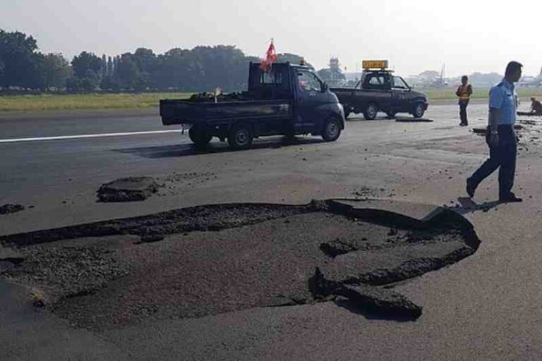 Berkaca dari Insiden Boeing 777 Garuda Indonesia, Rekonstruksi Runway Jadi Fokus Revitalisasi Bandara Halim Perdanakusuma