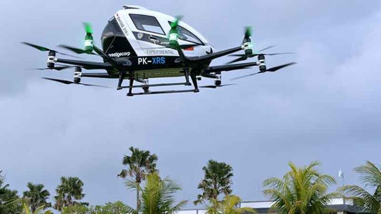 Taksi Udara EHang 216 Akhirnya Uji Coba di Bali