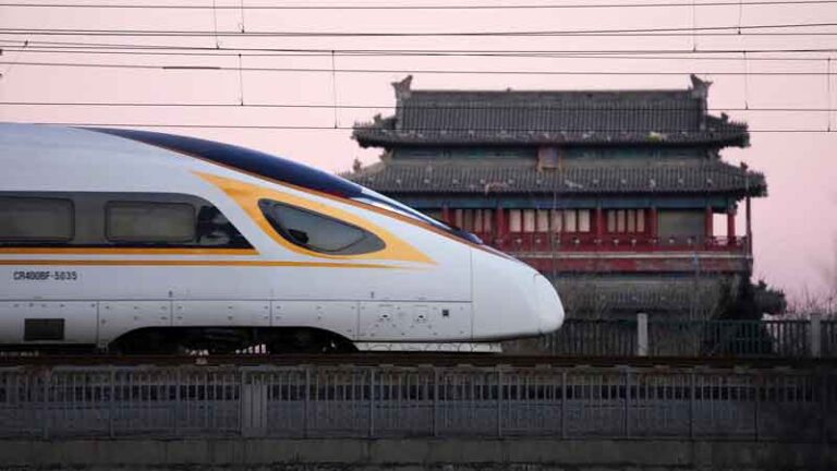 Cina Perluas Jaringan Kereta Api Berkecepatan Tinggi Menjadi 50.000 Km di Tahun 2025