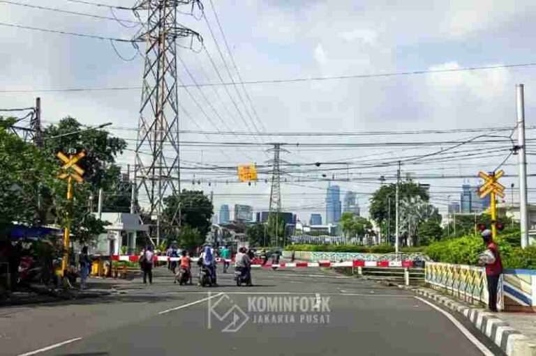 Setelah Kemayoran, Perlintasan Sebidang Pasar Senen Siap–siap Ditutup