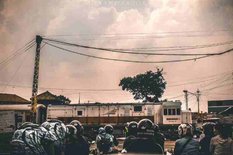 Bangun Flyover, Perlintasan Sebidang Ciroyom Bakalan Ditutup
