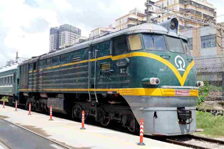 Ini Spesifikasi Lokomotif DF4B Cina untuk Dukung Kereta Cepat Jakarta-Bandung
