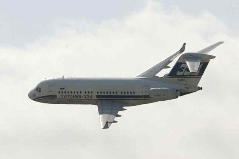 Tupolev Tu-334, Pesaing Fokker F28 Fellowship yang Tidak Pernah Beroperasi Komersial