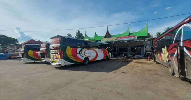 Rumah Makan Umega, dari Usaha Menambah Gaji Hingga Jadi Bagian Penting Tradisi Merantau Orang Minang