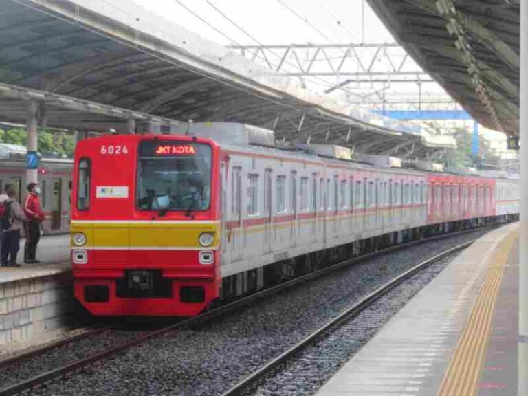 Masih Aman, Tarif KRL Jabodetabek Tidak Jadi Naik Sampai Lebaran 2022