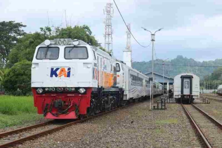 Manfaatkan Kereta “Nganggur,” Yogyakarta Berangkatkan KA Joglosemarkerto