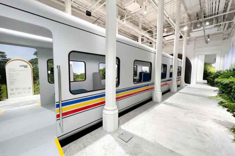 Kereta Tiruan KTM Kembali di Museum Nasional dan Ikut dalam Singapore HeritageFest