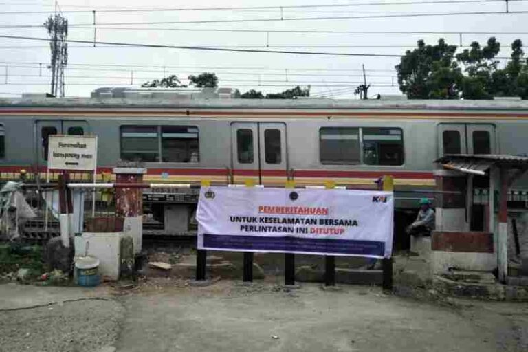 Imbas Perlintasan Liar Rawageni Ditutup, Warga Kirim Surat ke KAI
